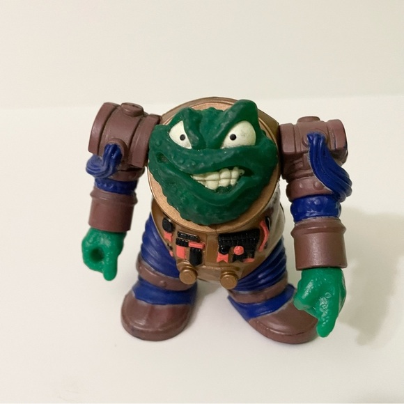 Vintage 1990 Bucky O'Hare Toad Air Marshall Action Figure Hasbro - Picture 14 of 14